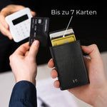 Afbeelding in Gallery-weergave laden, 52497381556490;Alle Karten sofort griffbereit;Ein Hebel an der Seite aktiviert unseren Pop-Up-Mechanismus, der bis zu 7 Karten geordnet auswirft, sodass du sie schnell mit einem Handgriff entnehmen kannst.
